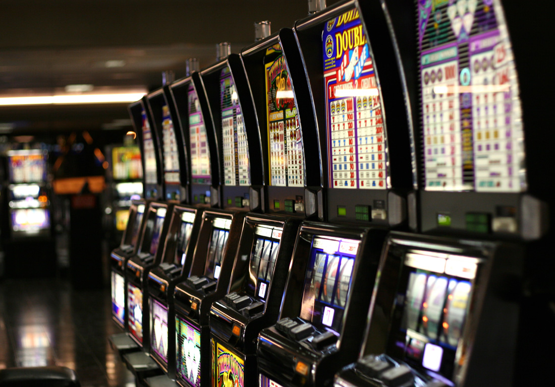Cấu tạo và nguyên lý hoạt động của máy slot game